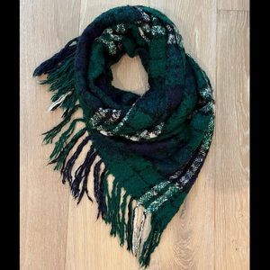 Green & Navy Plaid soft wool scarf